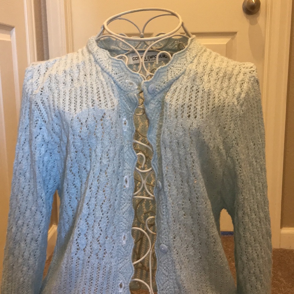 Sweater - Picture 1 of 4